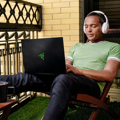 Razer Blade 14 Gaming Laptop: AMD Ryzen 9 5900HX 8 Core, NVIDIA Geforce RTX 3070, 14" QHD 165Hz, 16GB RAM, 1TB SSD - CNC Aluminum - Chroma RGB - THX Spatial Audio - Vapor Chamber Cooling